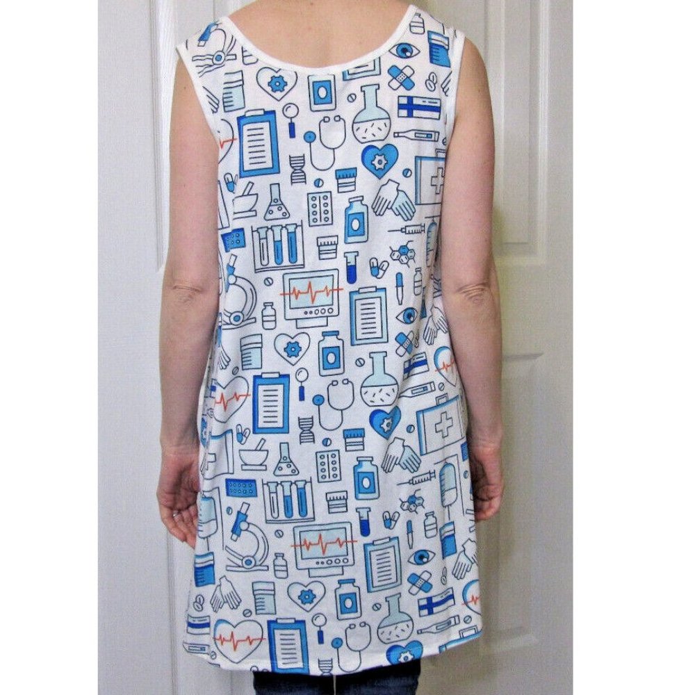 LuLaRoe Nurse Doctor Perfect Tank Tunic Top Work Shirt Blue White NWT Size M - Picture 4 of 12
